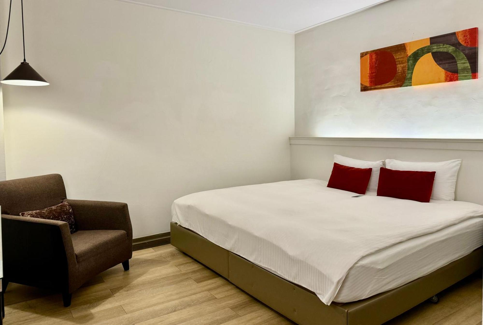 53 Hotel Taichung Dış mekan fotoğraf