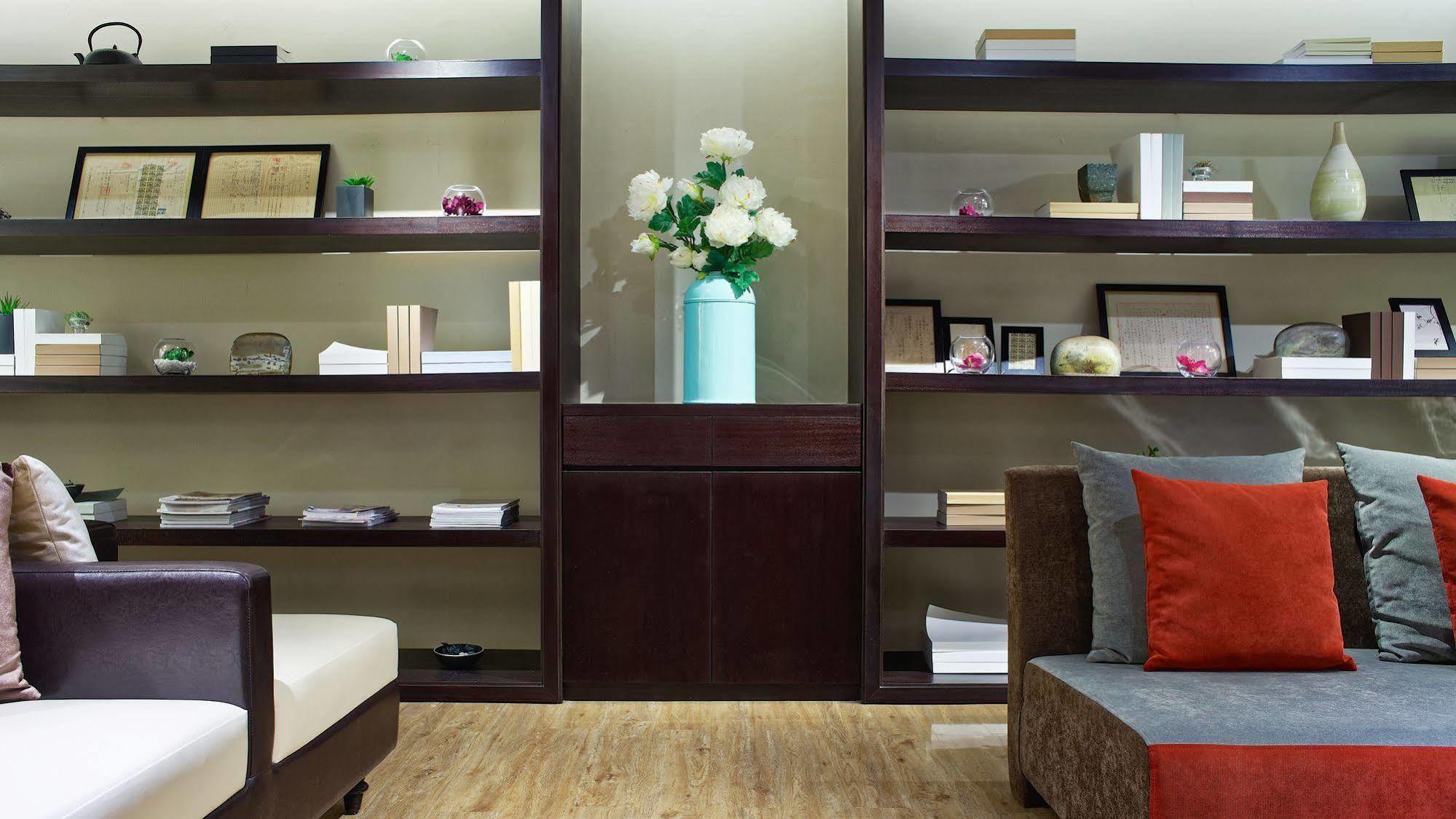 53 Hotel Taichung Dış mekan fotoğraf