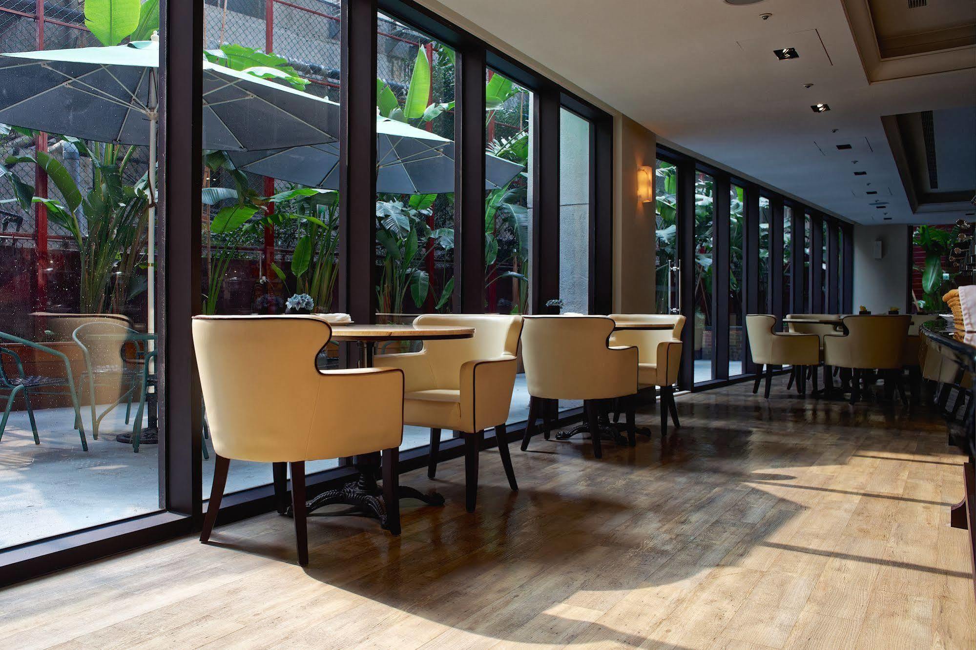 53 Hotel Taichung Dış mekan fotoğraf