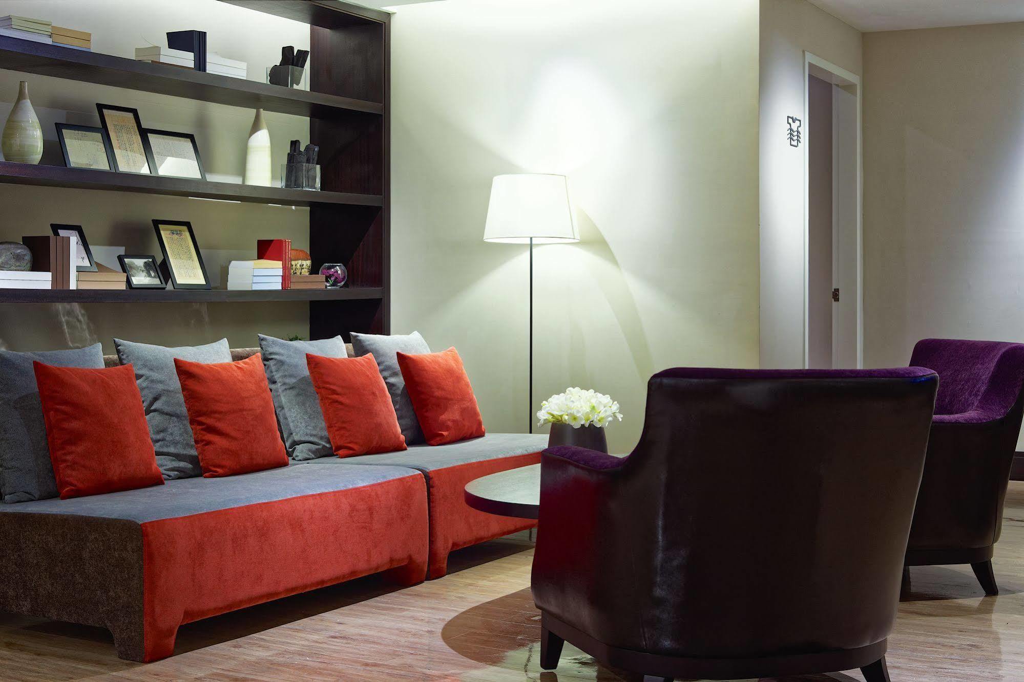 53 Hotel Taichung Dış mekan fotoğraf